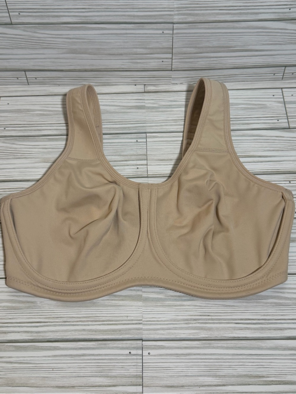 Wacoal Simone Sport Underwire Bra 34DD Nude High Impact Full Coverage Support
